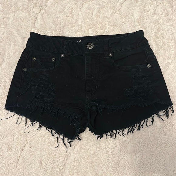 AE Distressed Shorts - Picture 1 of 4
